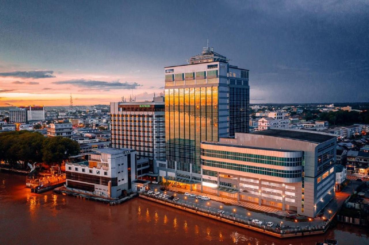 Kingwood Hotel Sibu Bagian luar foto