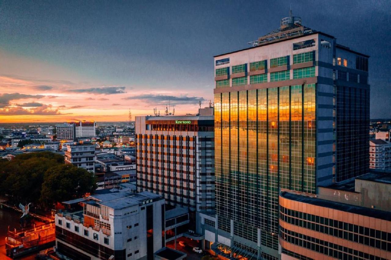 Kingwood Hotel Sibu Bagian luar foto