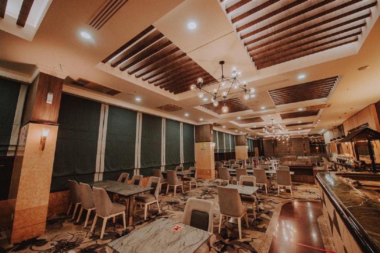 Kingwood Hotel Sibu Bagian luar foto
